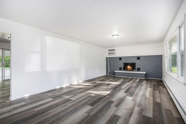 1403 Barron Lake Road, Niles, MI 49120