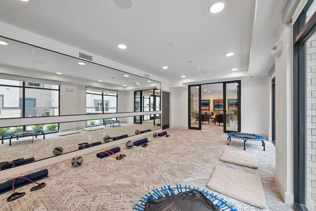 1888 Brittmoore Road 1115, Houston, TX 77043