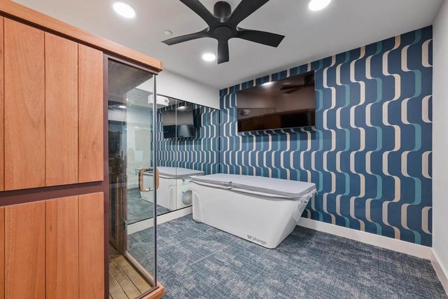 1888 Brittmoore Road 1115, Houston, TX 77043