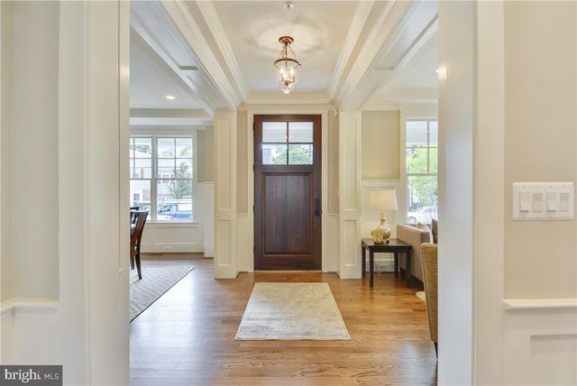 4510 MAPLE AVE, Bethesda, MD 20814