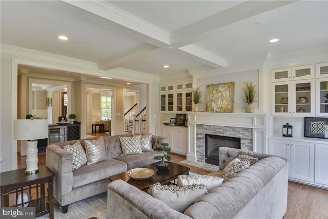 4510 MAPLE AVE, Bethesda, MD 20814