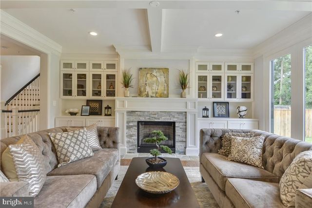 4510 MAPLE AVE, Bethesda, MD 20814