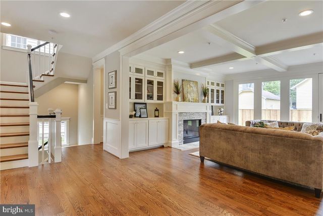 4510 MAPLE AVE, Bethesda, MD 20814