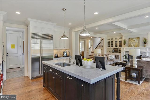 4510 MAPLE AVE, Bethesda, MD 20814