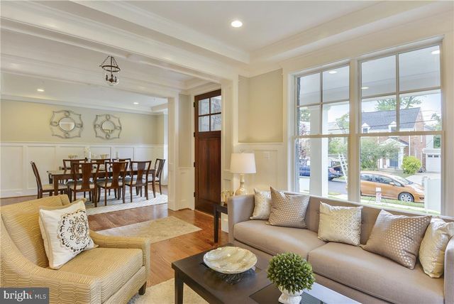 4510 MAPLE AVE, Bethesda, MD 20814