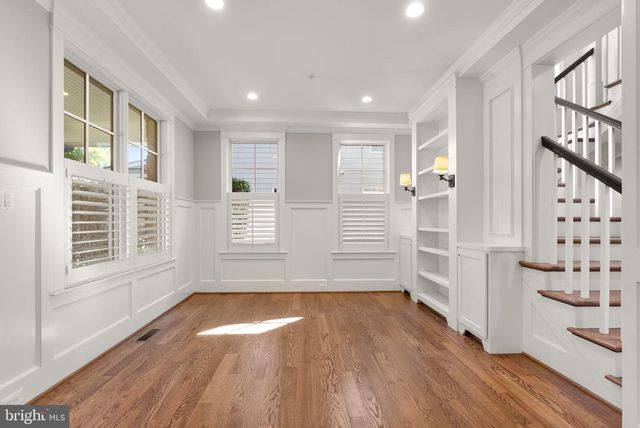 4510 MAPLE AVE, Bethesda, MD 20814