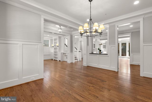 4510 MAPLE AVE, Bethesda, MD 20814