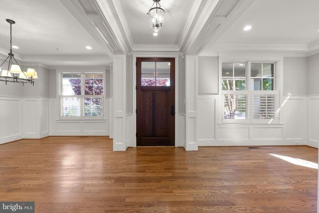 4510 MAPLE AVE, Bethesda, MD 20814