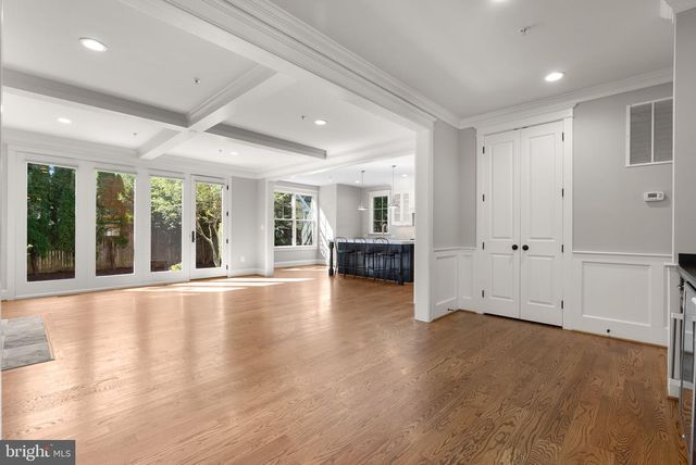 4510 MAPLE AVE, Bethesda, MD 20814