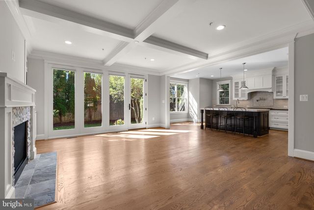 4510 MAPLE AVE, Bethesda, MD 20814