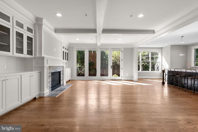 4510 MAPLE AVE, Bethesda, MD 20814
