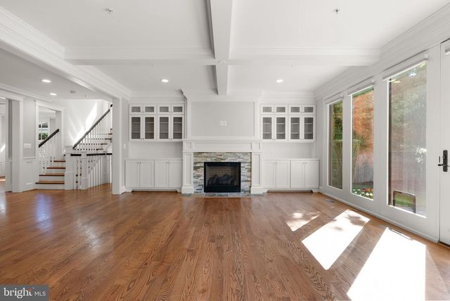 4510 MAPLE AVE, Bethesda, MD 20814