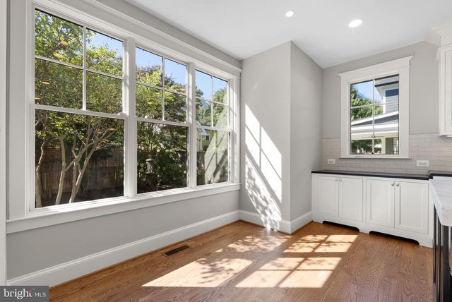 4510 MAPLE AVE, Bethesda, MD 20814