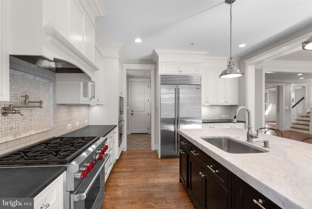 4510 MAPLE AVE, Bethesda, MD 20814
