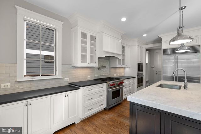4510 MAPLE AVE, Bethesda, MD 20814