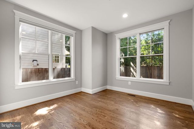 4510 MAPLE AVE, Bethesda, MD 20814