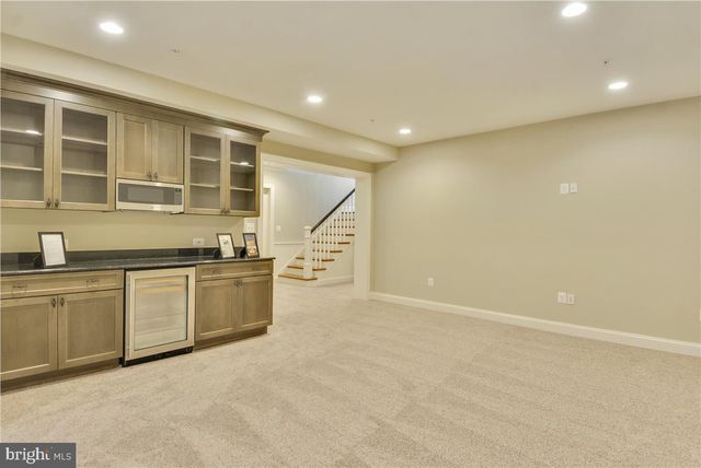 4510 MAPLE AVE, Bethesda, MD 20814