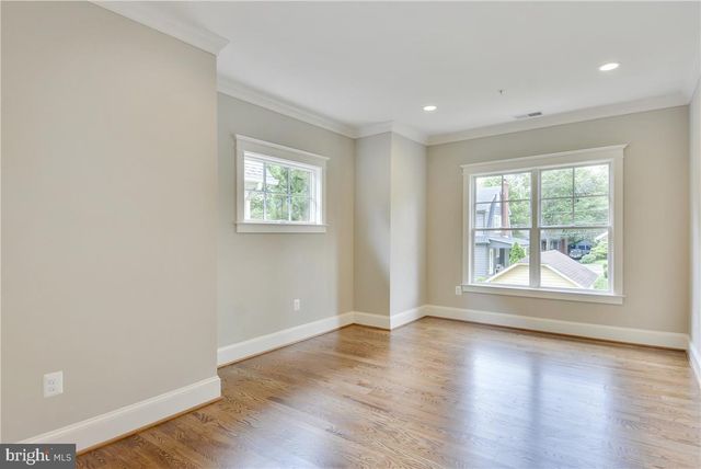 4510 MAPLE AVE, Bethesda, MD 20814