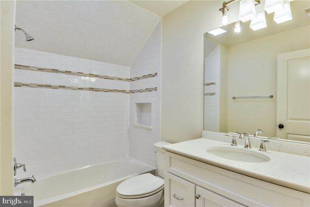 4510 MAPLE AVE, Bethesda, MD 20814