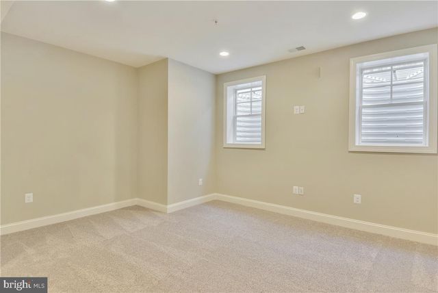 4510 MAPLE AVE, Bethesda, MD 20814