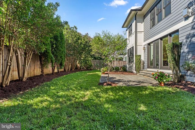 4510 MAPLE AVE, Bethesda, MD 20814