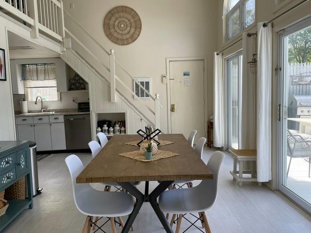 379 Oakleigh Avenue, Baiting Hollow, NY 11933