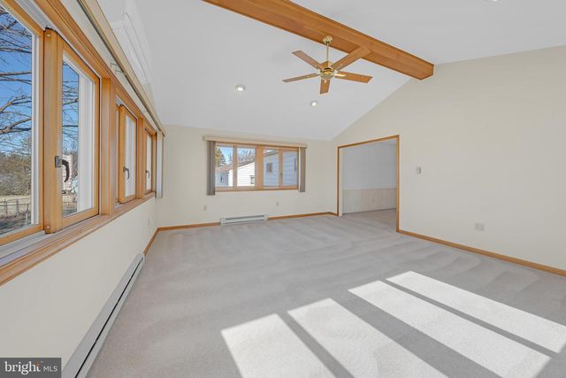 2203 ALLWOOD DR, Bethlehem, PA 18018