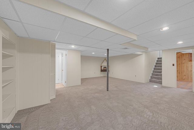 2203 ALLWOOD DR, Bethlehem, PA 18018