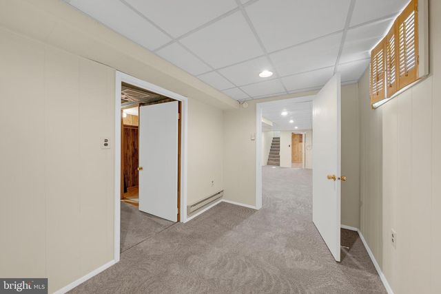 2203 ALLWOOD DR, Bethlehem, PA 18018