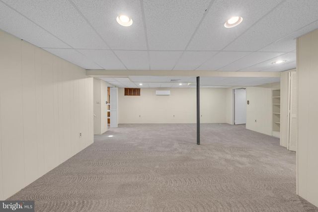 2203 ALLWOOD DR, Bethlehem, PA 18018