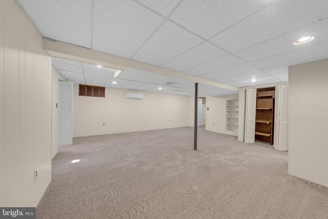 2203 ALLWOOD DR, Bethlehem, PA 18018