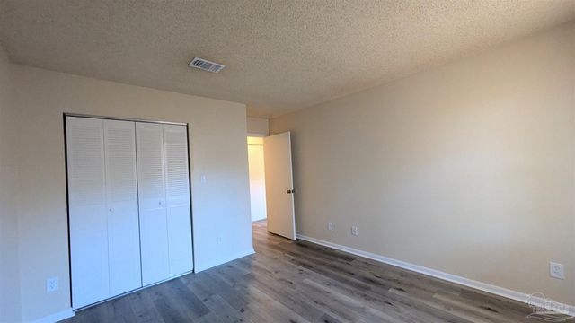 6288 Hamilton Bridge Rd 204, Milton, FL 32570