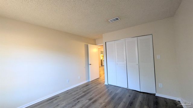 6288 Hamilton Bridge Rd 204, Milton, FL 32570