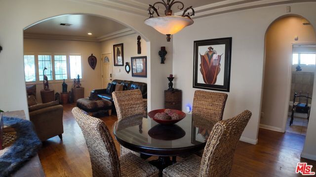 7810 La Salle Avenue, Los Angeles, CA 90047