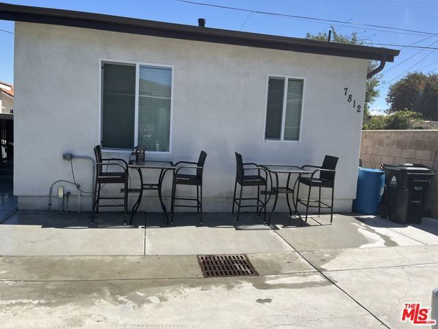 7810 La Salle Avenue, Los Angeles, CA 90047