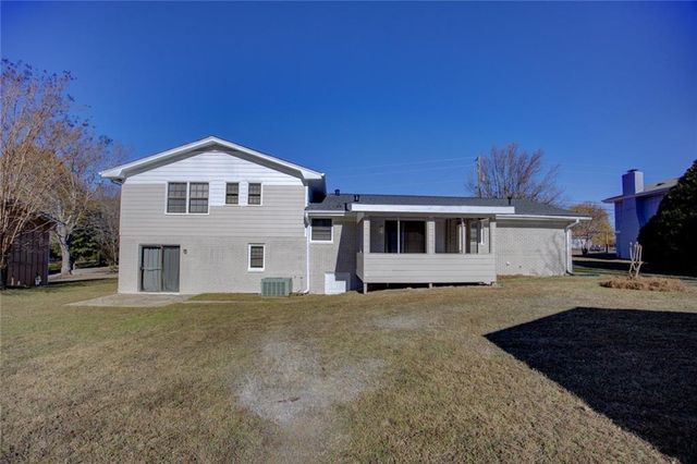 2104 Moon SW Drive, Conyers, GA 30094