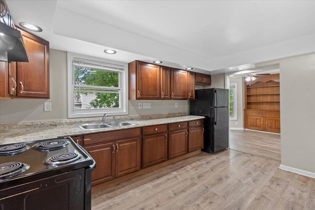 5676 N 43rd STREET, Milwaukee, WI 53209