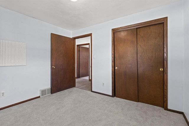 141 STANLEY STREET, Neenah, WI 54956