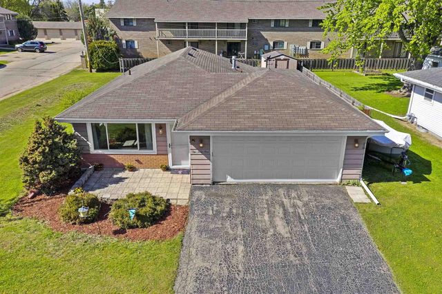 141 STANLEY STREET, Neenah, WI 54956
