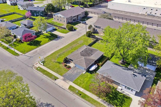141 STANLEY STREET, Neenah, WI 54956