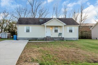 88 Brook Hollow Cir, Manchester, TN 37355