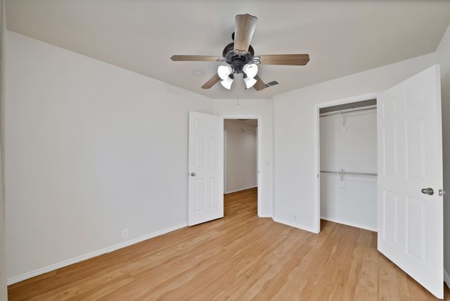 2716 Denali Park Drive, Grand Prairie, TX 75050