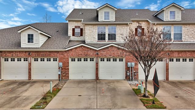 2716 Denali Park Drive, Grand Prairie, TX 75050