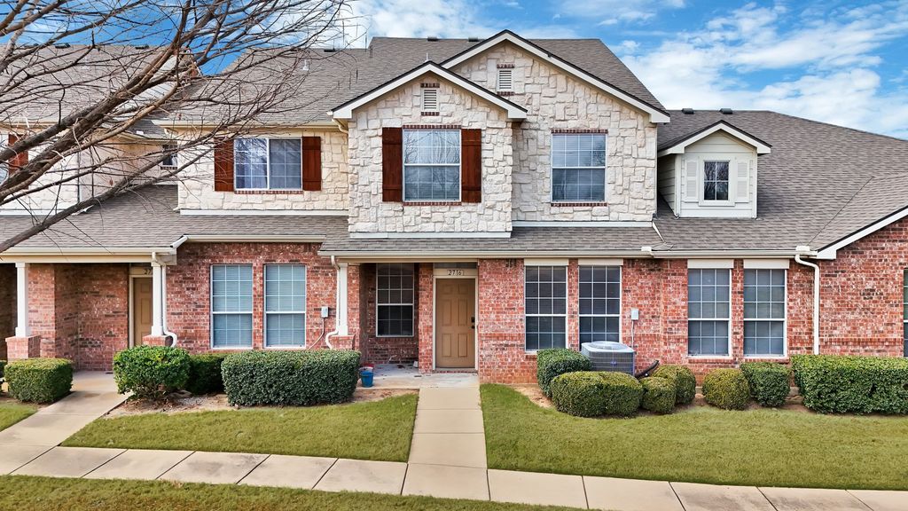 2716 Denali Park Drive, Grand Prairie, TX 75050
