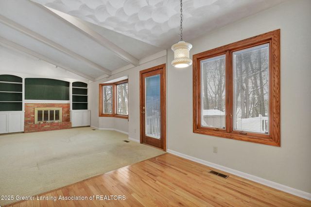 1920 Briarwood Drive, Lansing, MI 48917