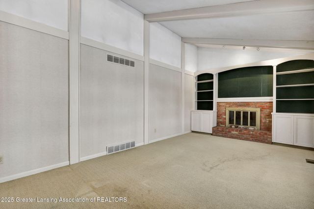 1920 Briarwood Drive, Lansing, MI 48917