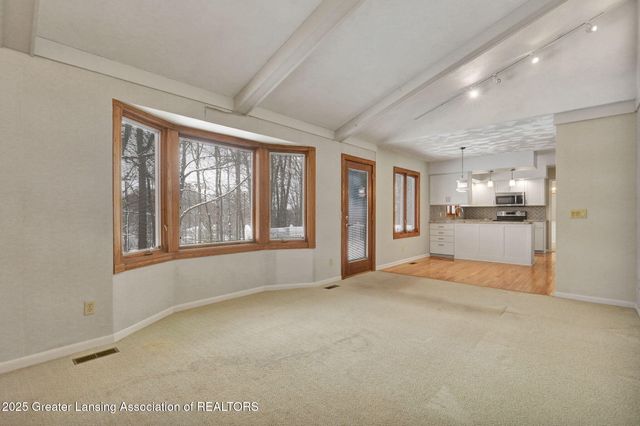 1920 Briarwood Drive, Lansing, MI 48917