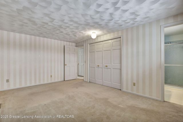 1920 Briarwood Drive, Lansing, MI 48917