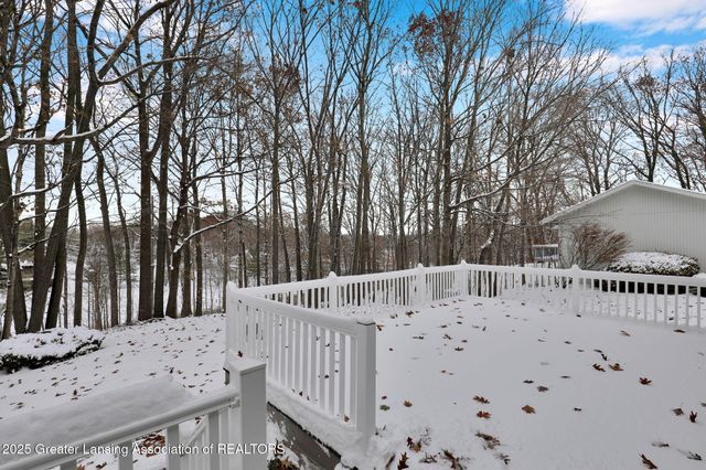 1920 Briarwood Drive, Lansing, MI 48917