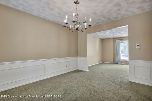 1920 Briarwood Drive, Lansing, MI 48917